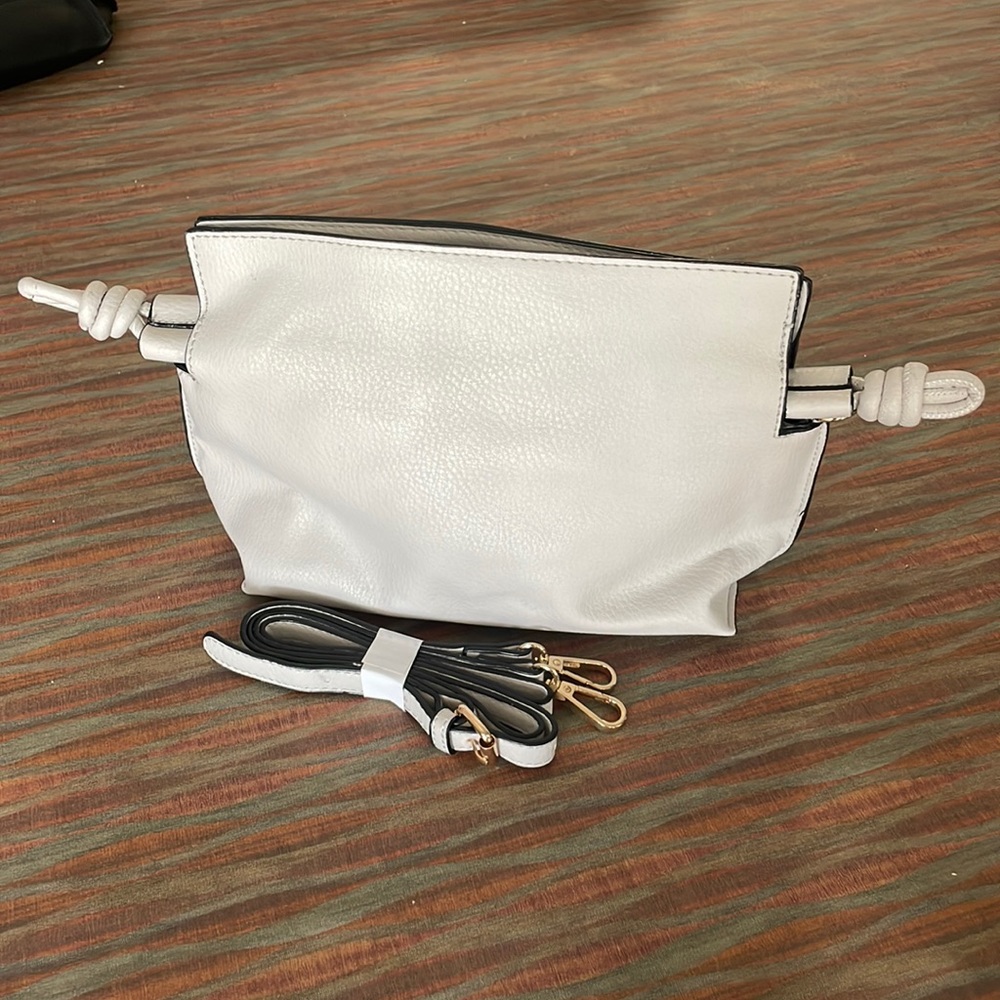 Brand new bag, never used.